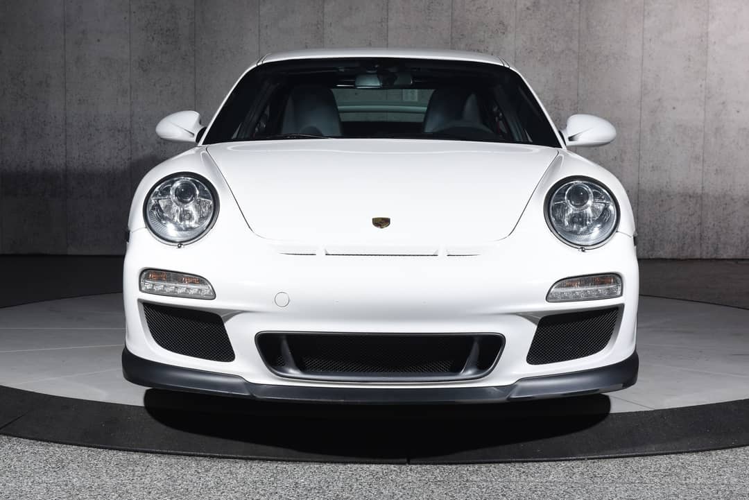 2011 Porsche 911 GT3 — photo 33