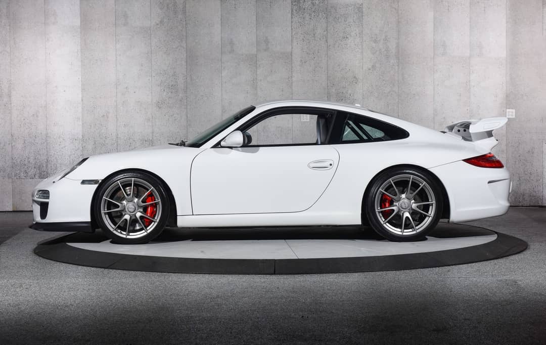 2011 Porsche 911 GT3 — photo 37