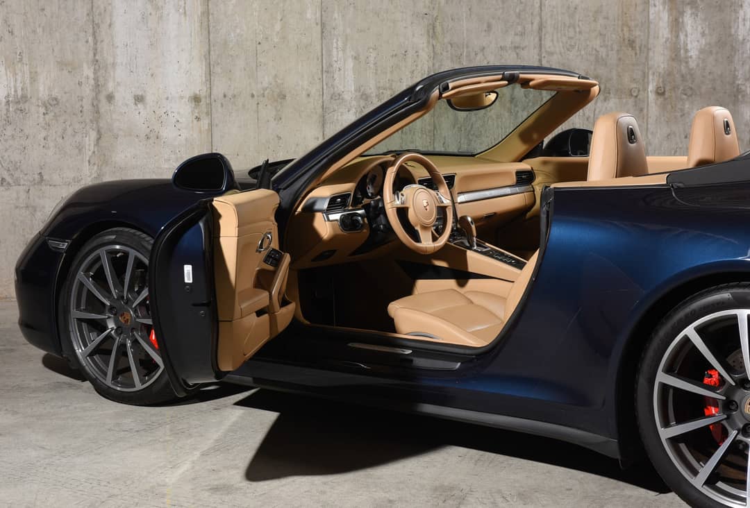 2014 Porsche 911 Carrera 4S — photo 17