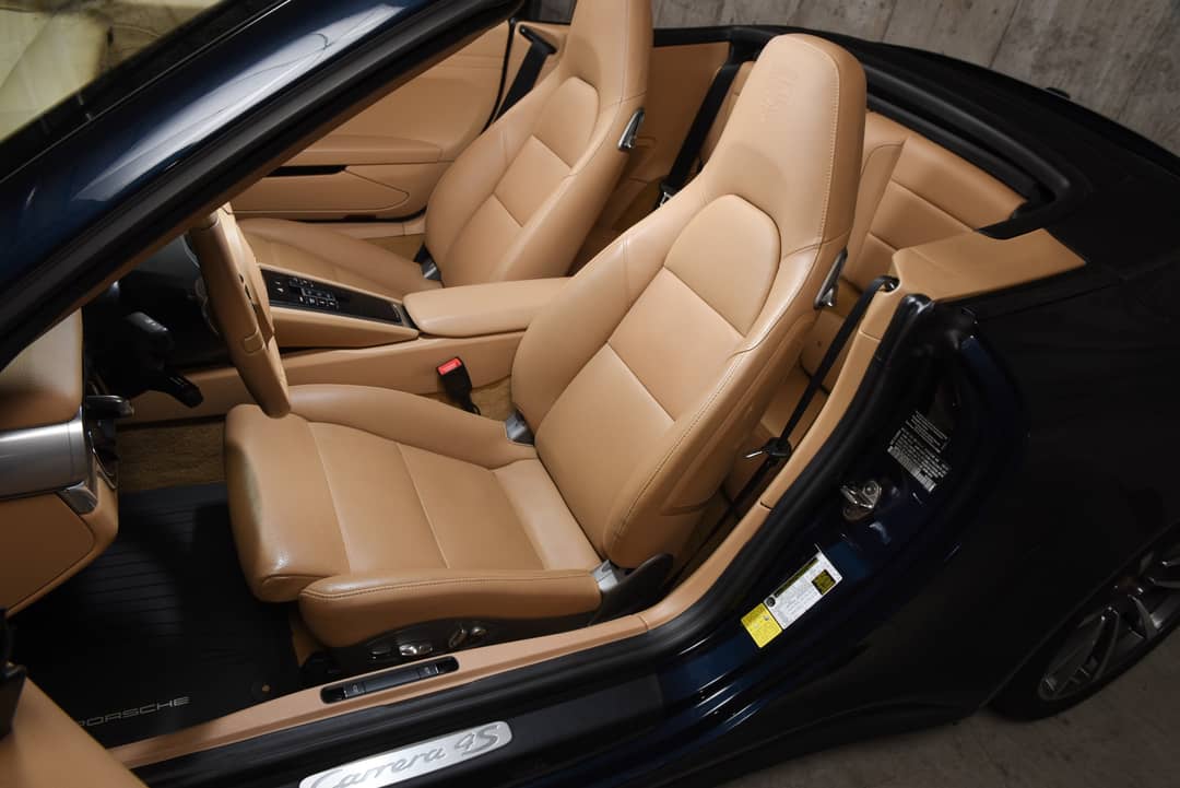 2014 Porsche 911 Carrera 4S — photo 25