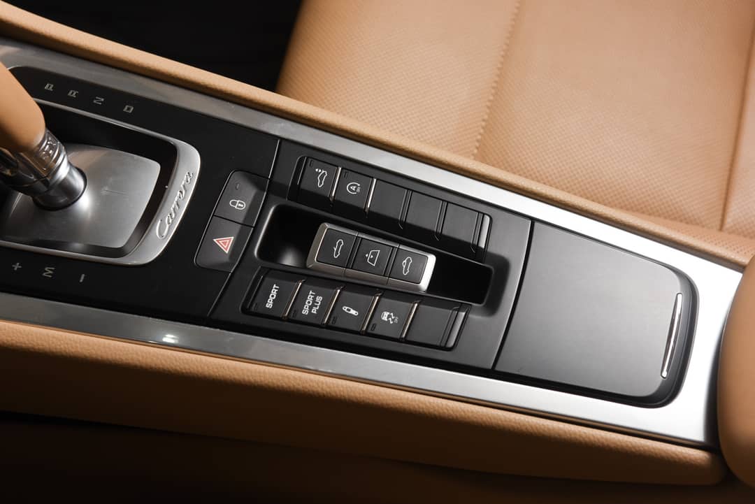2014 Porsche 911 Carrera 4S — photo 32