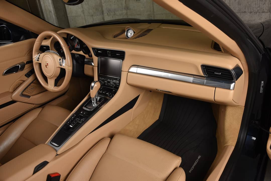2014 Porsche 911 Carrera 4S — photo 37