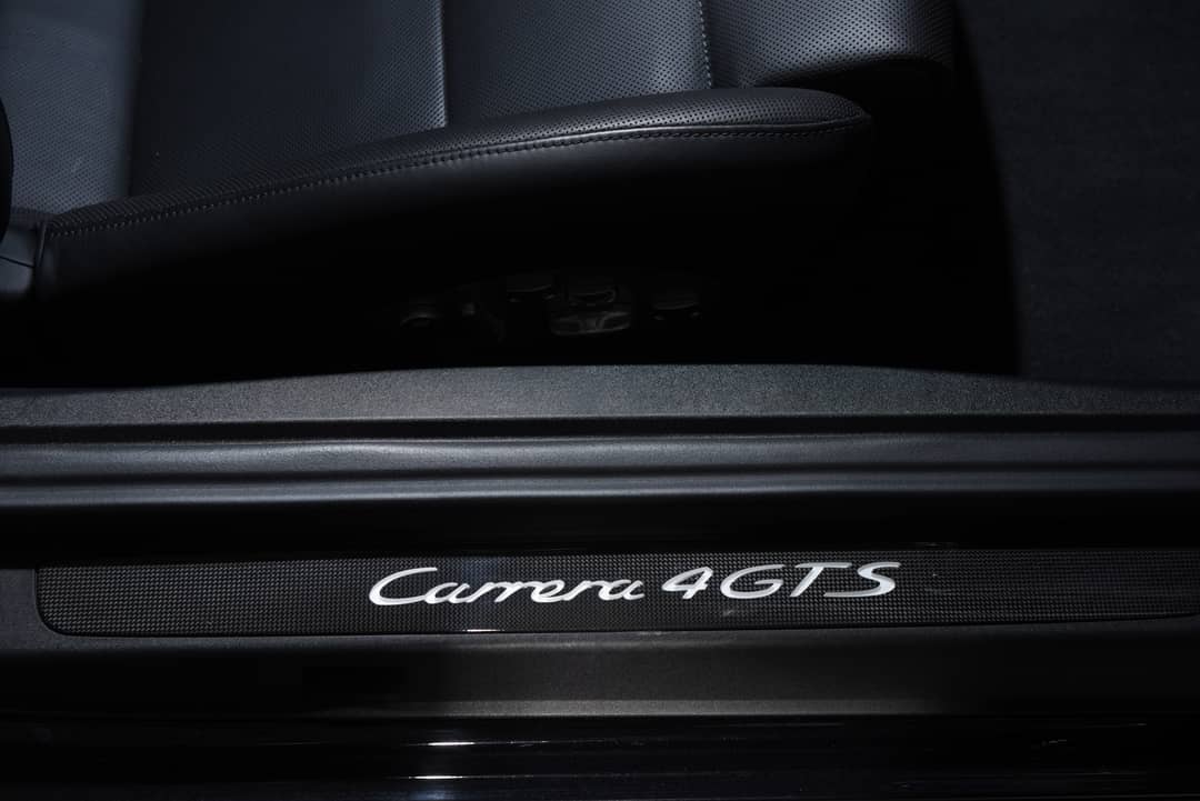 2017 Porsche 911 Carrera 4 GTS — photo 28