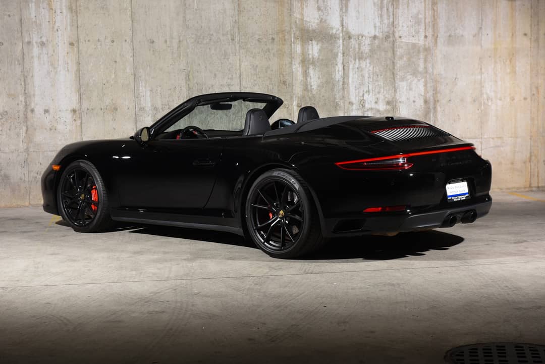 2017 Porsche 911 Carrera 4 GTS — photo 8
