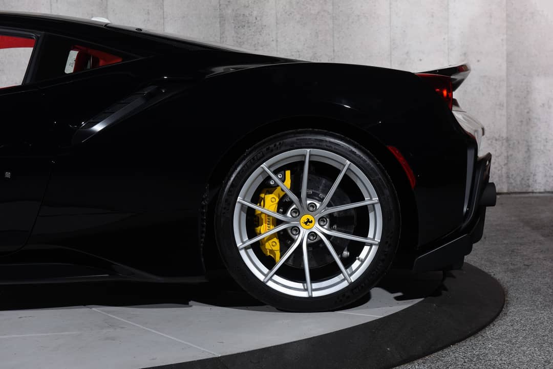 2020 Ferrari 488 Pista — photo 18