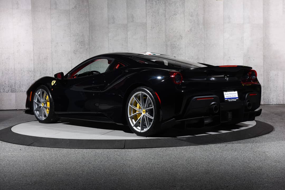 2020 Ferrari 488 Pista — photo 7
