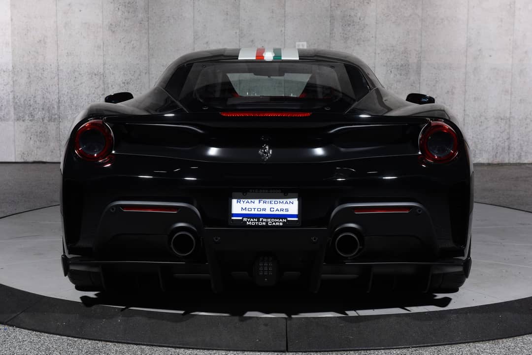 2020 Ferrari 488 Pista — photo 9