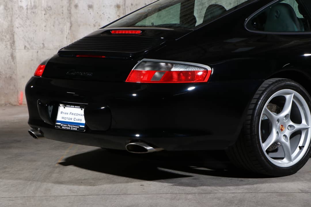 2003 Porsche 911 Carrera — photo 12
