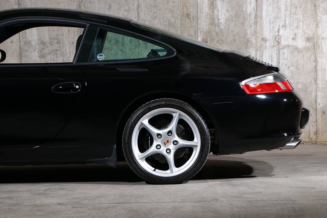 2003 Porsche 911 Carrera — photo 17