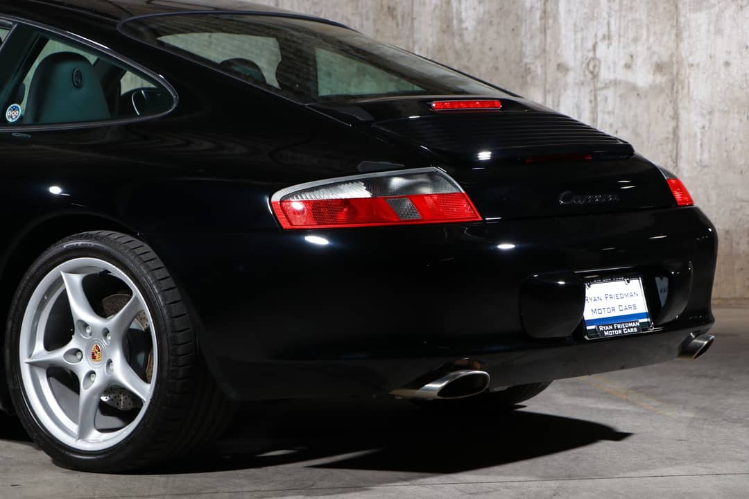 2003 Porsche 911 Carrera — photo 18