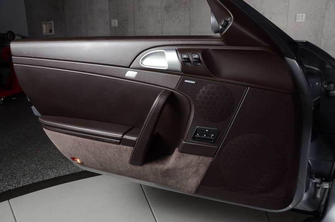2011 Porsche 911 Turbo — photo 13