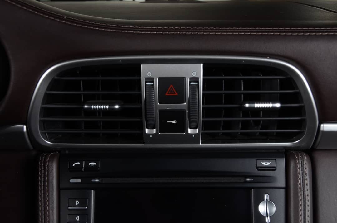 2011 Porsche 911 Turbo — photo 20