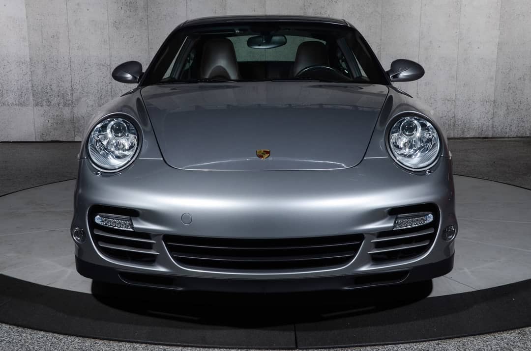 2011 Porsche 911 Turbo — photo 4
