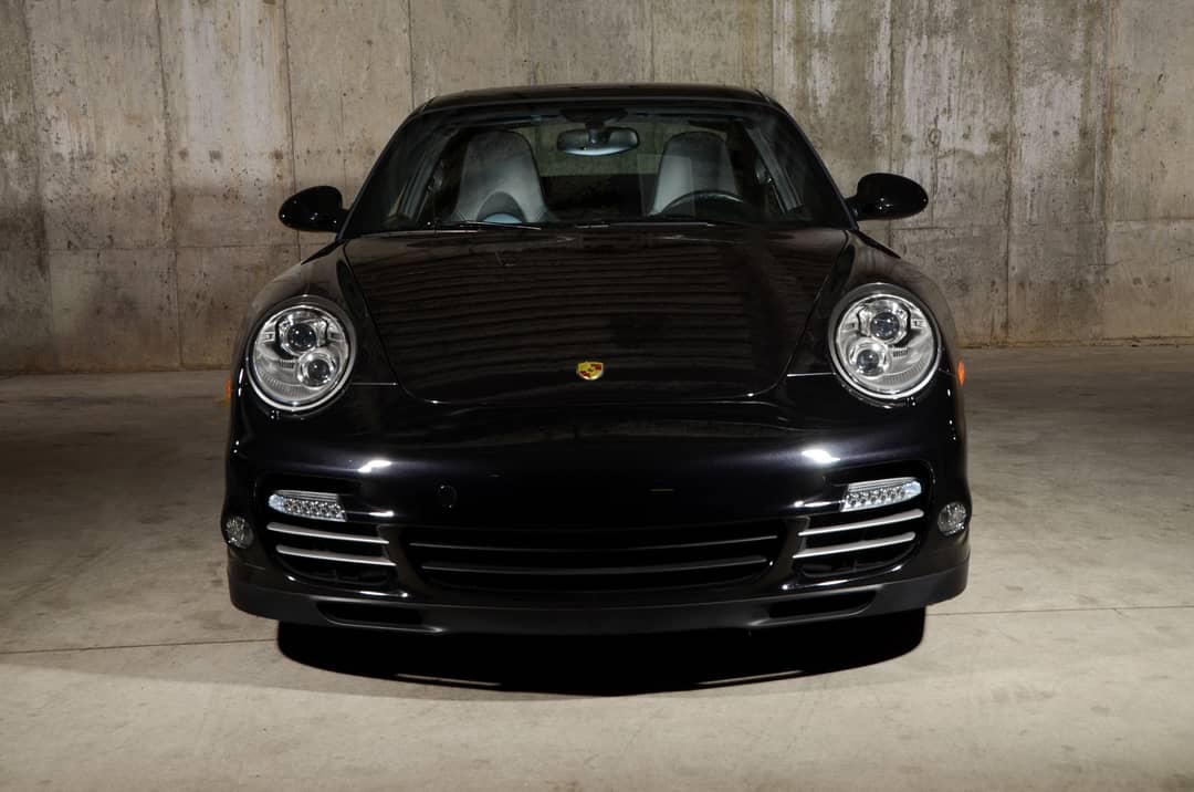2011 Porsche 911 Turbo S — photo 11