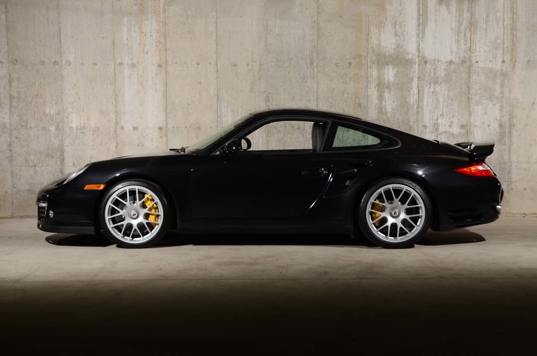 2011 Porsche 911 Turbo S — photo 12