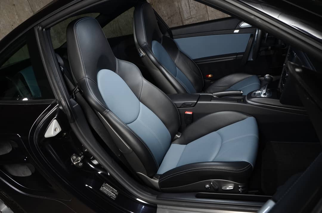 2011 Porsche 911 Turbo S — photo 24