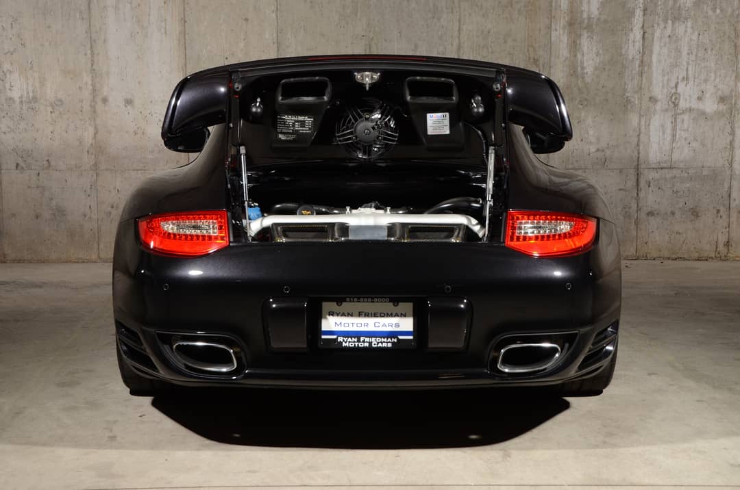 2011 Porsche 911 Turbo S — photo 9