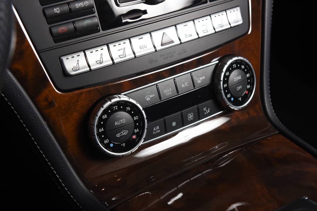 2013 Mercedes-Benz SL-Class SL 63 AMG — photo 29