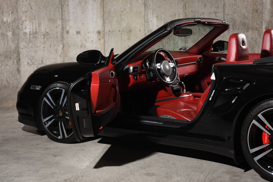 2012 Porsche 911 Turbo — photo 18