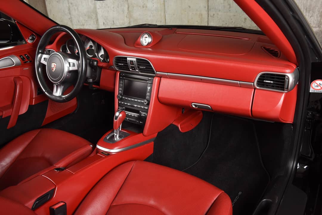 2012 Porsche 911 Turbo — photo 34