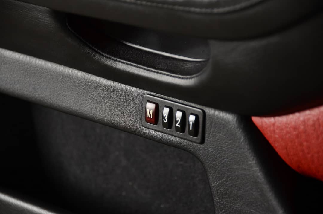 2000 BMW M5 — photo 36