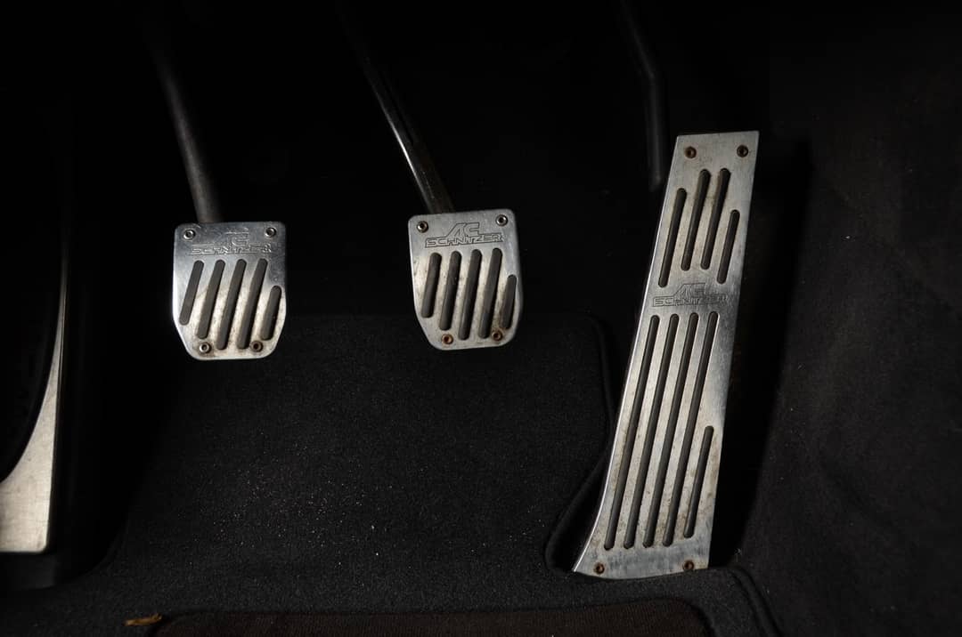 2000 BMW M5 — photo 40