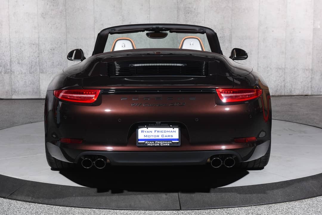 2016 Porsche 911 Carrera GTS — photo 12