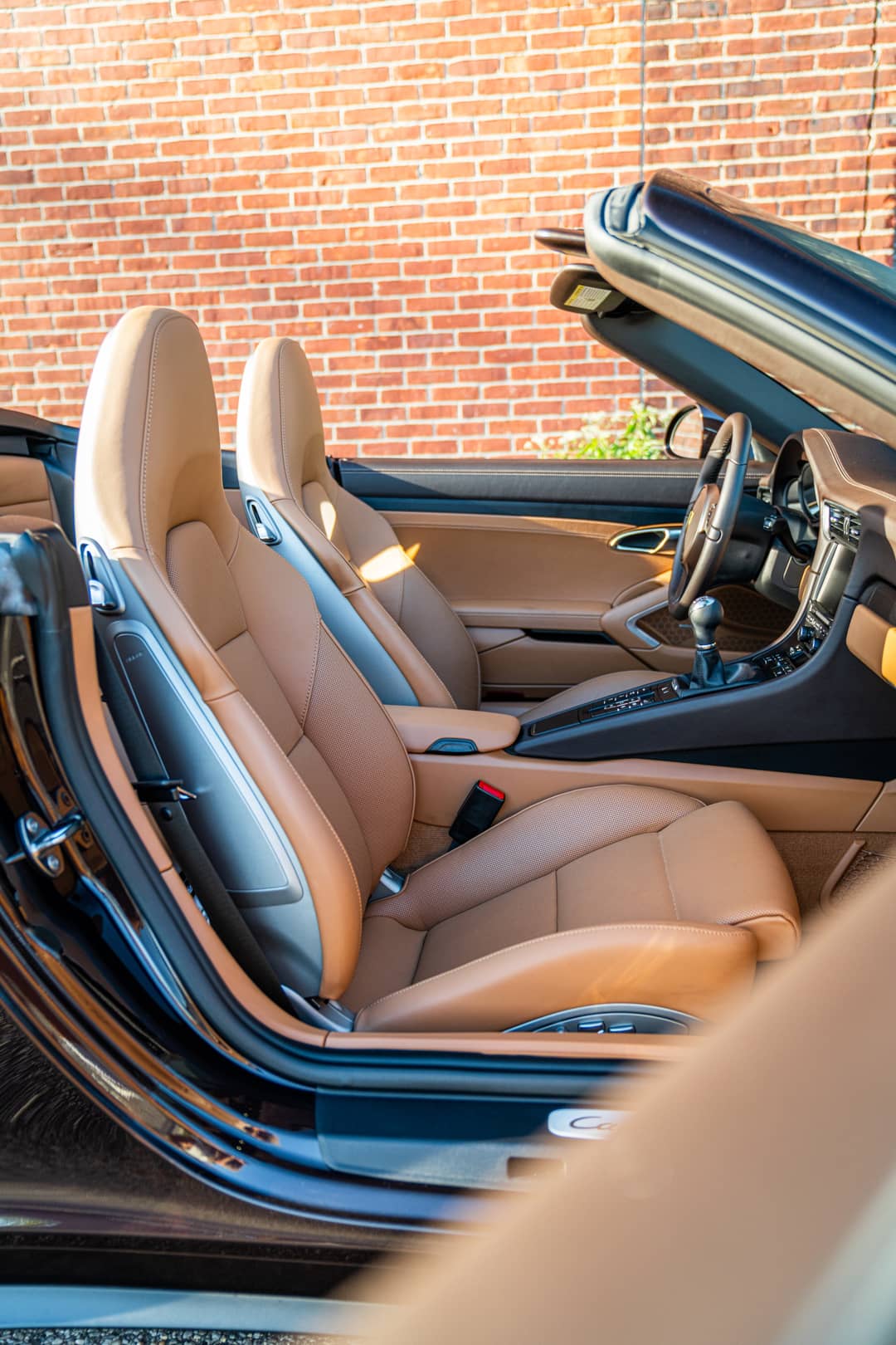 2016 Porsche 911 Carrera GTS — photo 42