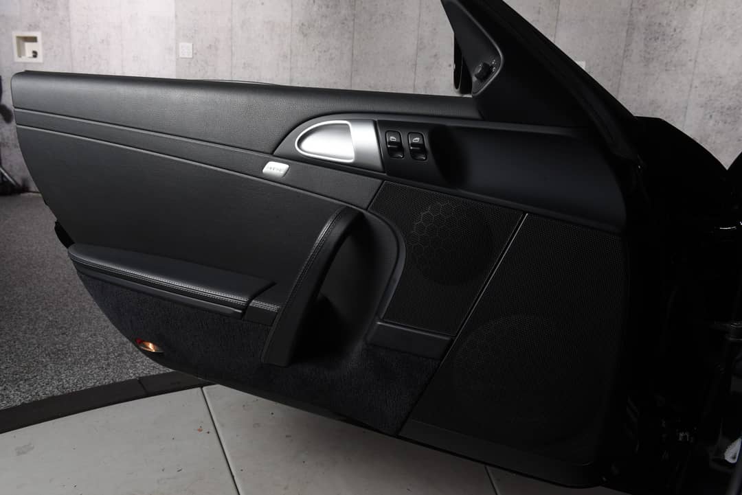2010 Porsche 911 Carrera — photo 11