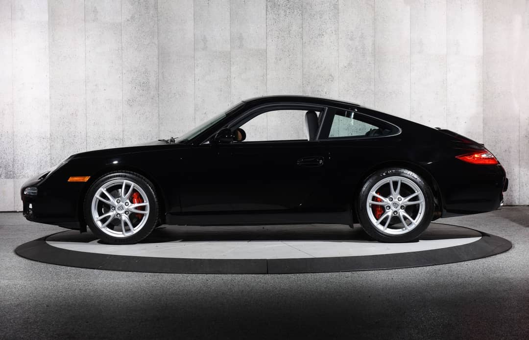 2010 Porsche 911 Carrera — photo 4
