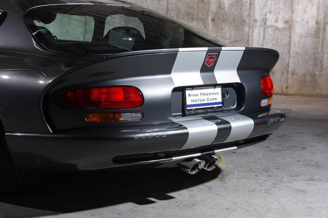 2002 Dodge Viper GTS — photo 18