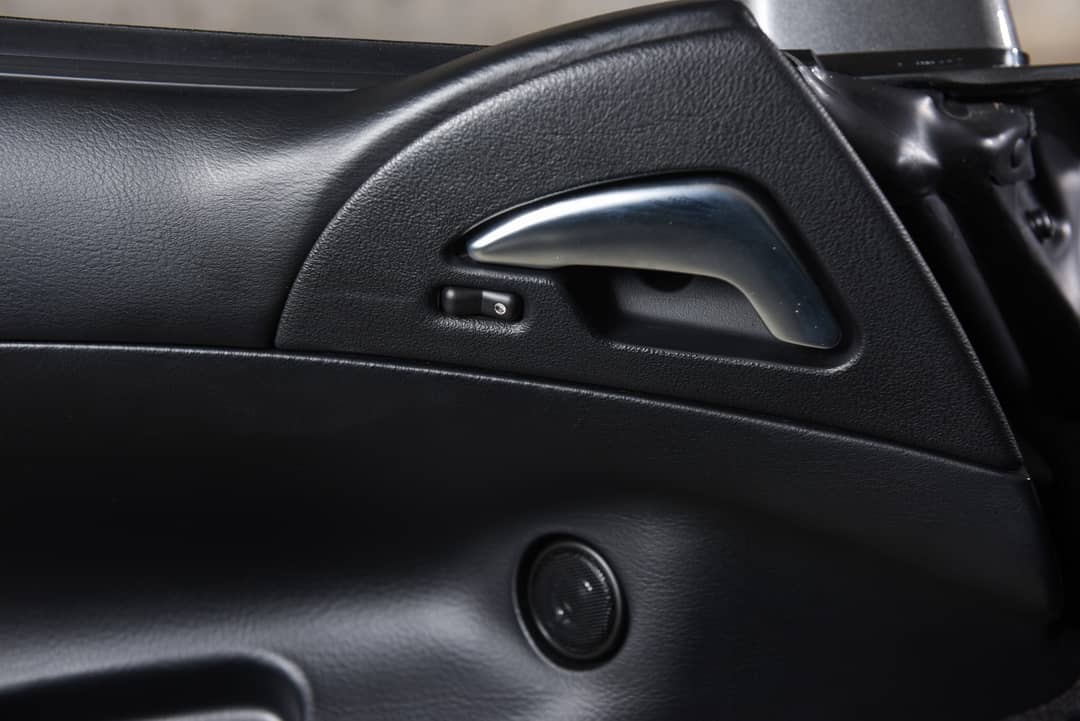 2002 Dodge Viper GTS — photo 33