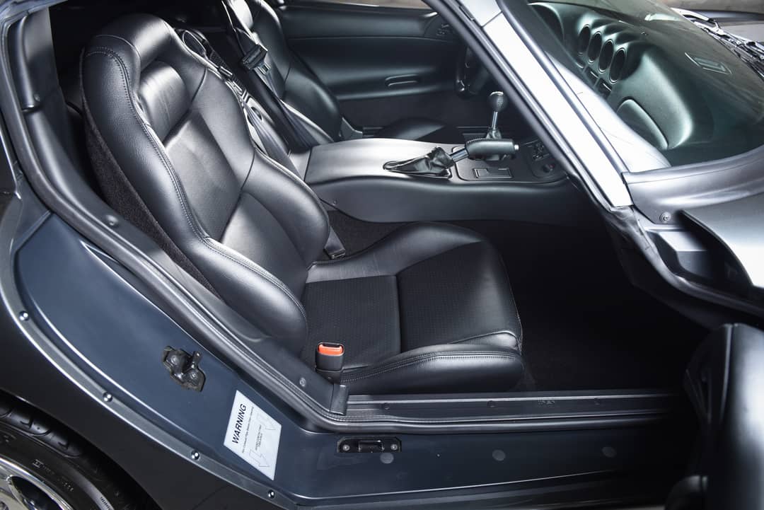2002 Dodge Viper GTS — photo 40