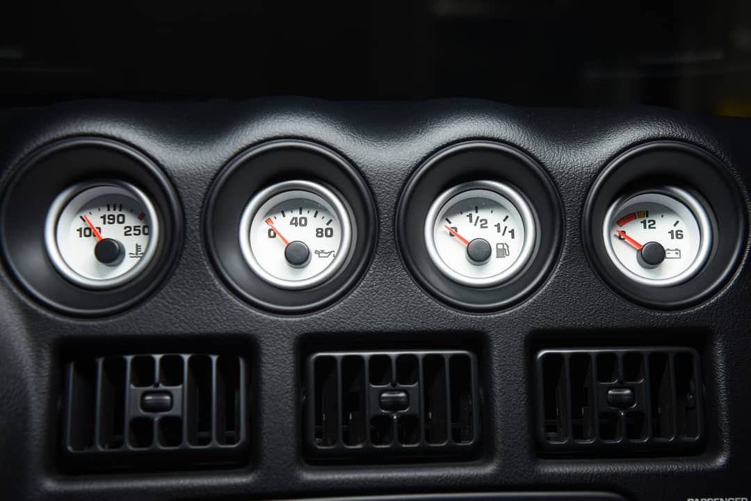 2002 Dodge Viper GTS — photo 44