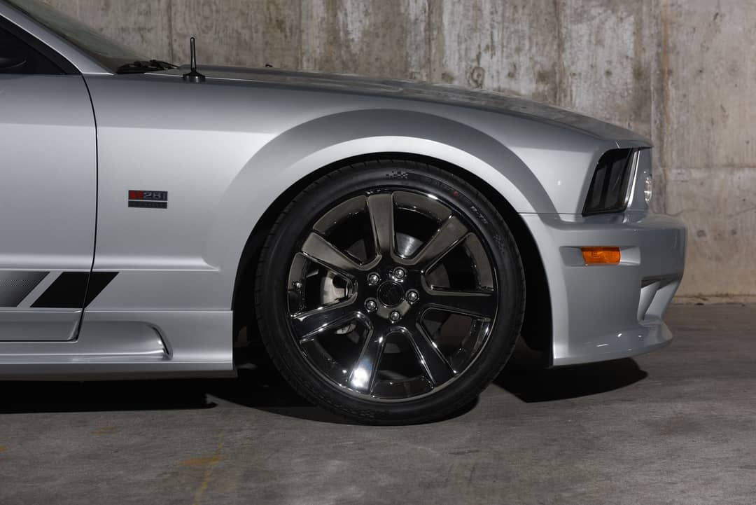 2005 Ford Mustang GT Saleen S281 — photo 16