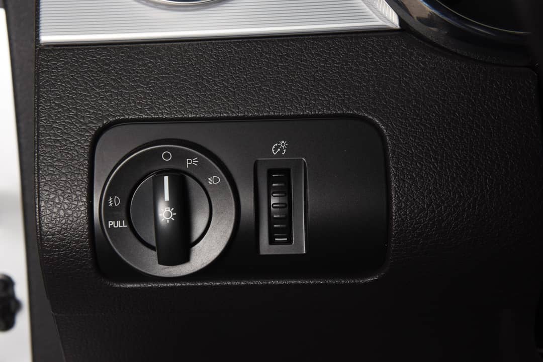 2005 Ford Mustang GT Saleen S281 — photo 24