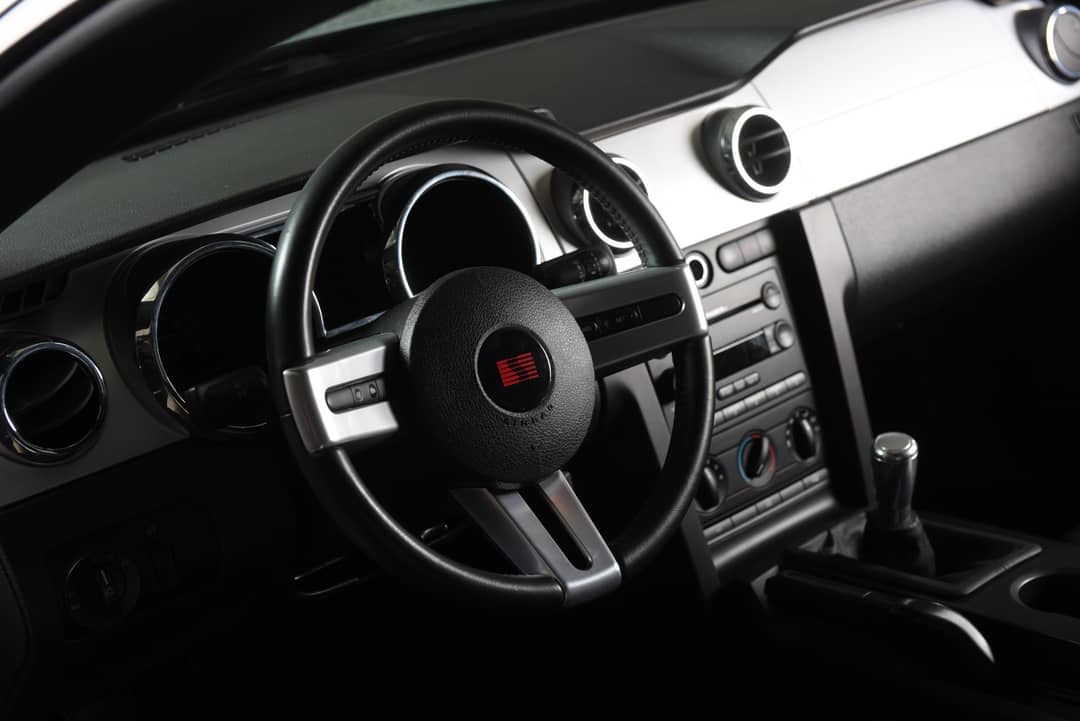 2005 Ford Mustang GT Saleen S281 — photo 25