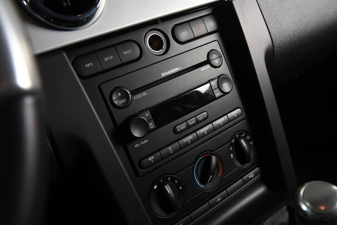 2005 Ford Mustang GT Saleen S281 — photo 27