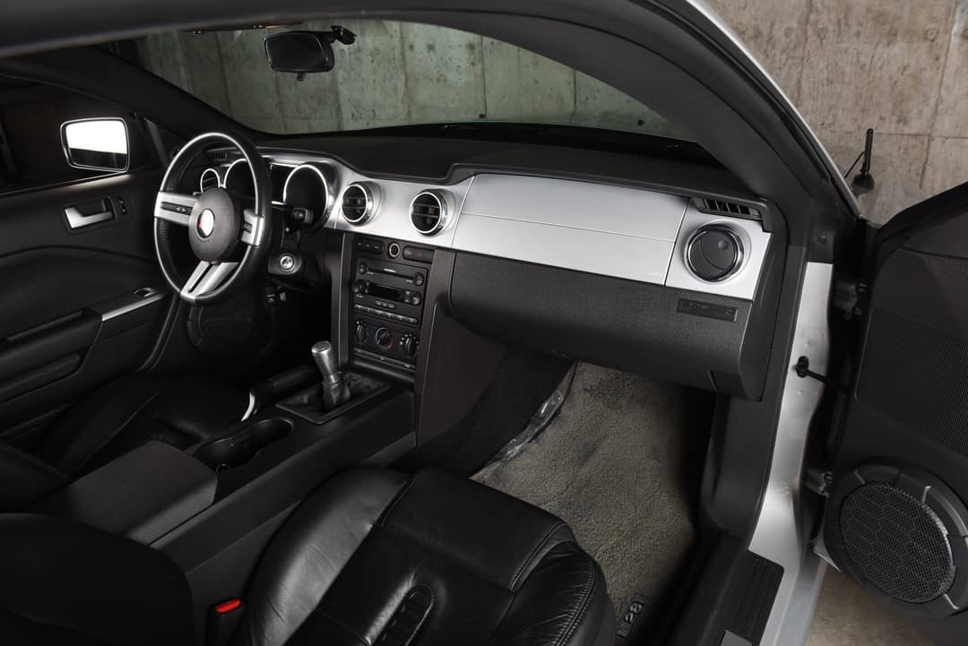 2005 Ford Mustang GT Saleen S281 — photo 29