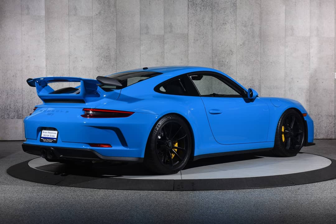 2018 Porsche 911 GT3 — photo 24