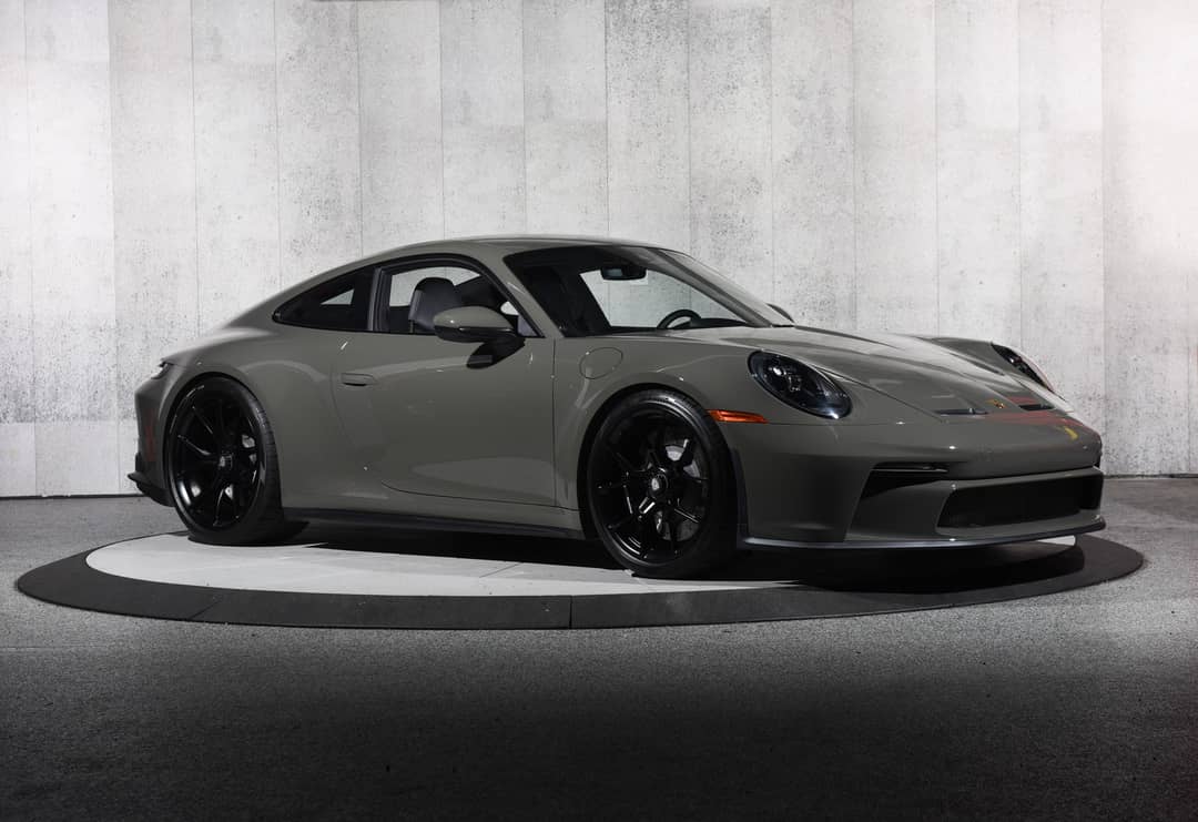 2022 Porsche 911 GT3 — photo 2