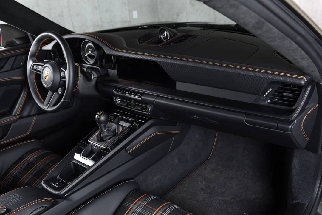 2022 Porsche 911 GT3 — photo 24