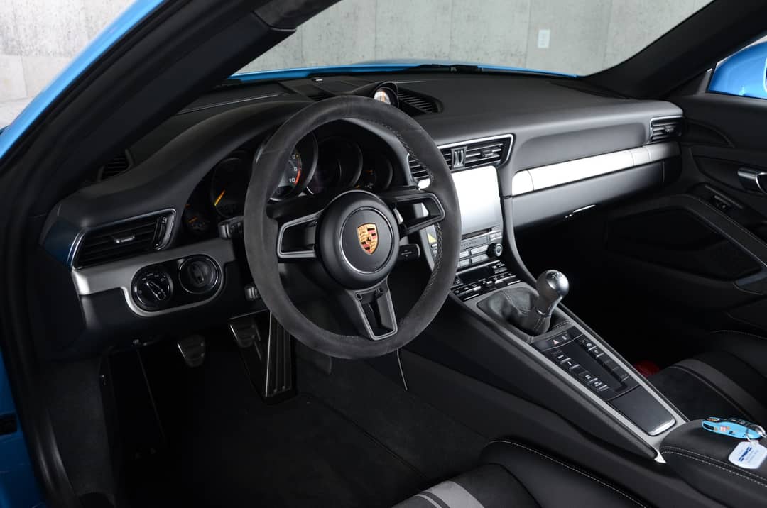2018 Porsche 911 GT3 — photo 26