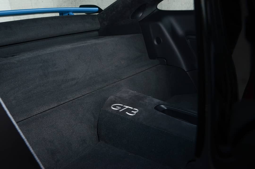 2018 Porsche 911 GT3 — photo 40