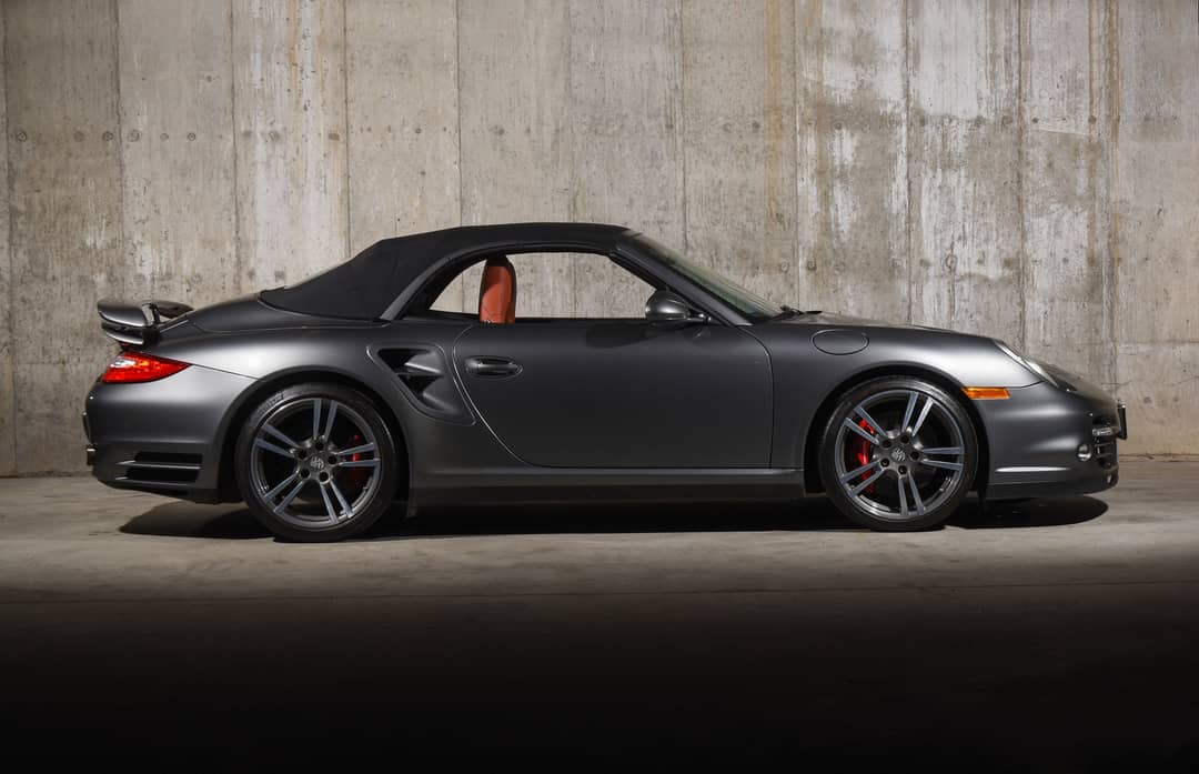 2011 Porsche 911 Turbo — photo 2