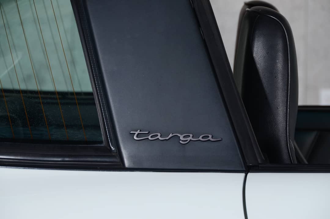 1991 Porsche 911 Carrera 2 Targa — photo 13