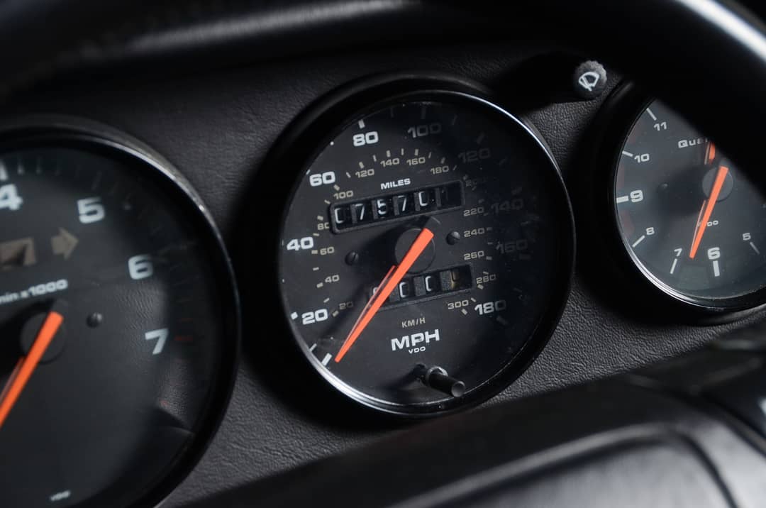 1991 Porsche 911 Carrera 2 Targa — photo 54
