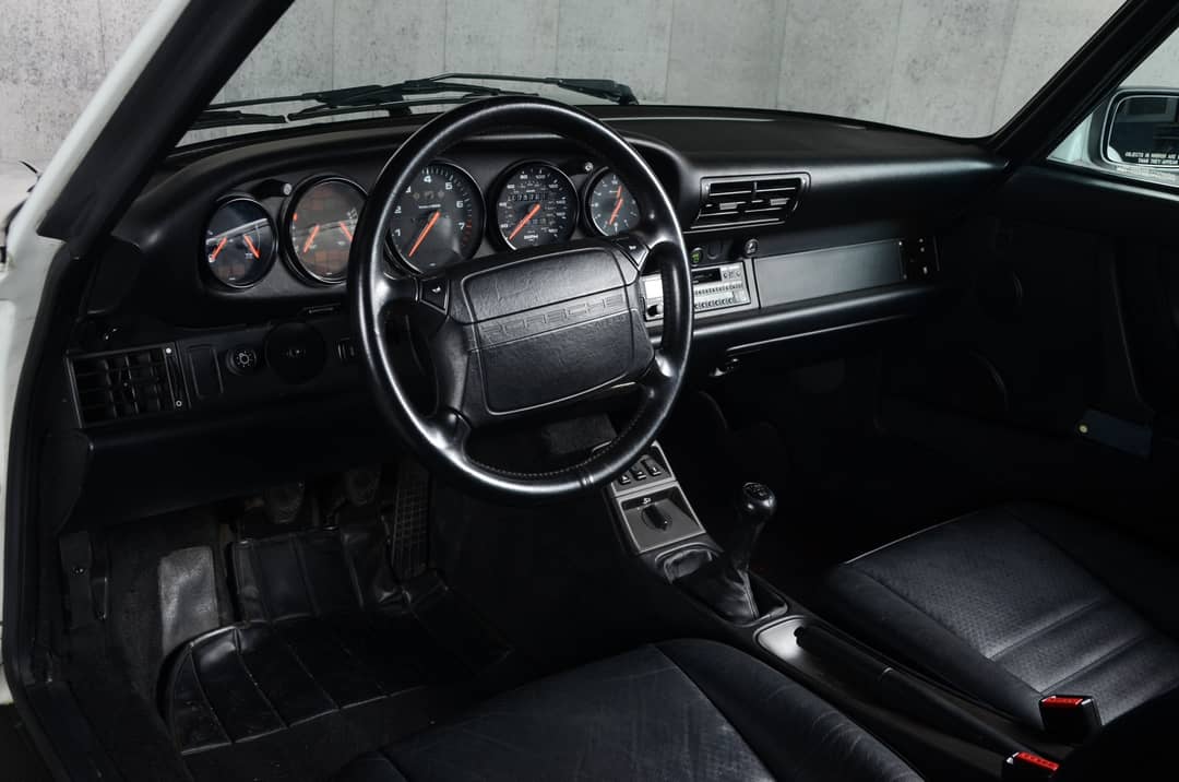 1991 Porsche 911 Carrera 2 Targa — photo 57