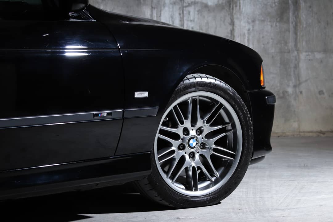 2002 BMW M5 — photo 8