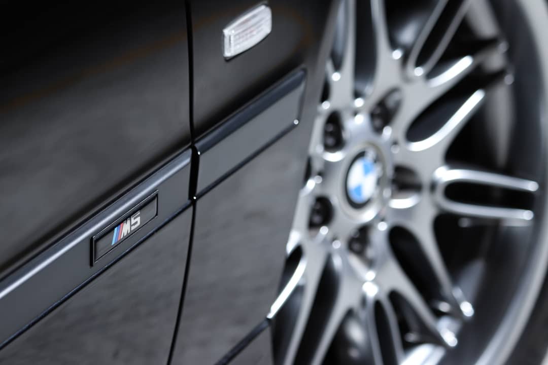 2002 BMW M5 — photo 9